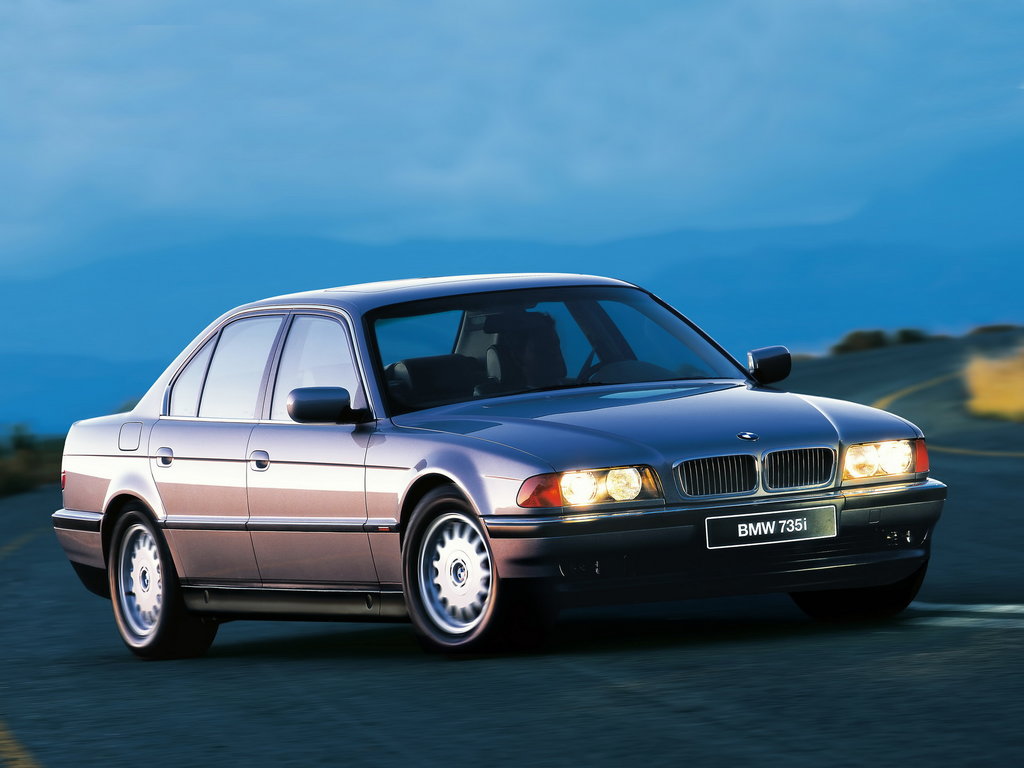 BMW 735i