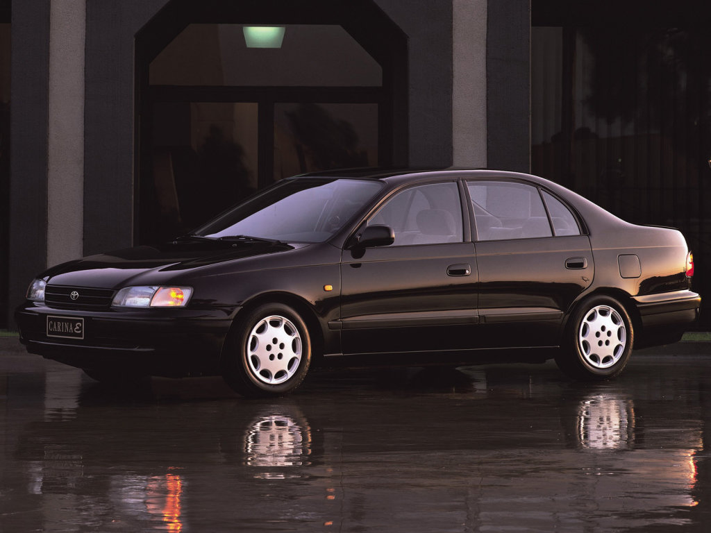 Фото toyota carina