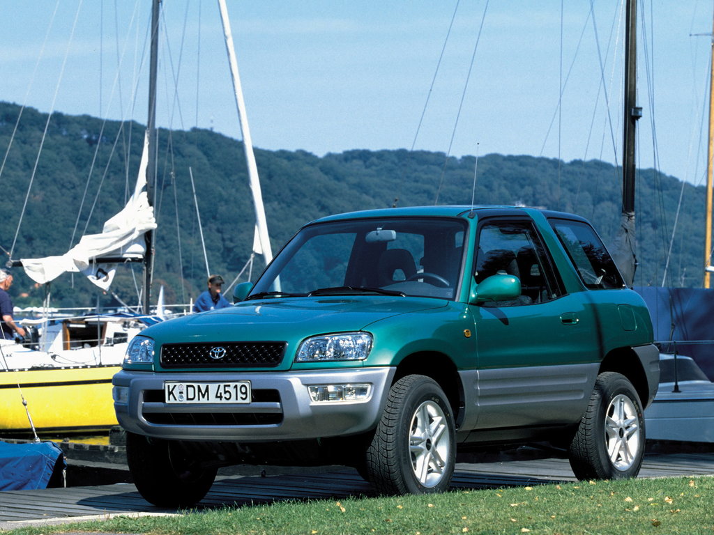 Первый рав. Toyota rav4 1998. Тойота рав 4 1998. Toyota rav4 1 поколение. Toyota rav4 1996.