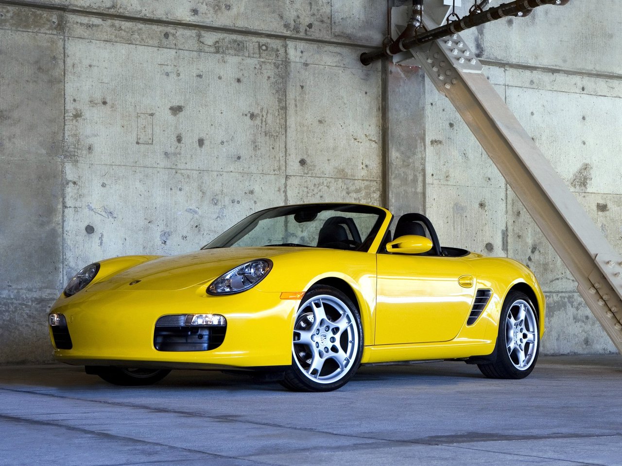 Порше Boxster 2005