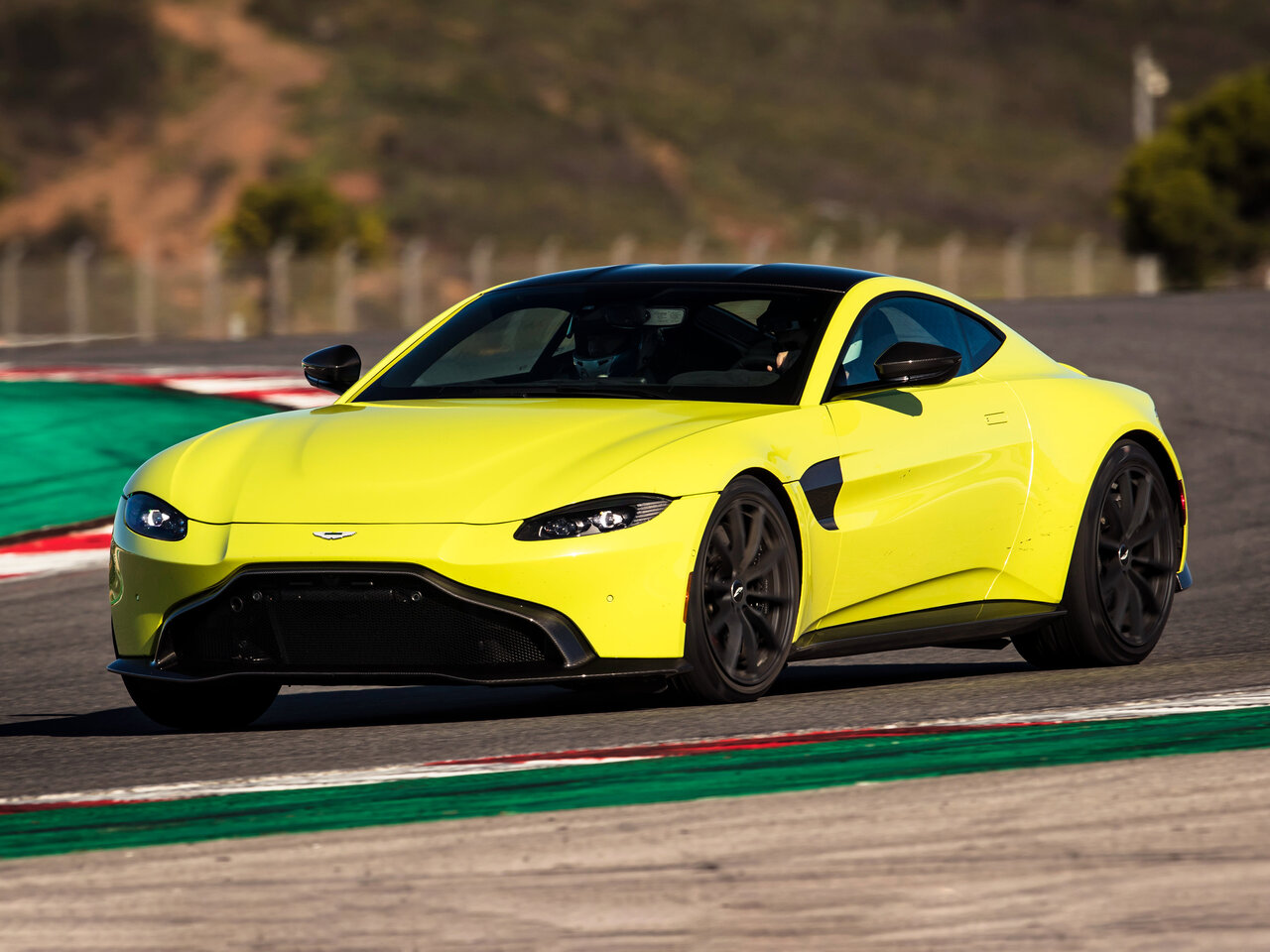 Aston Martin Vantage 2018