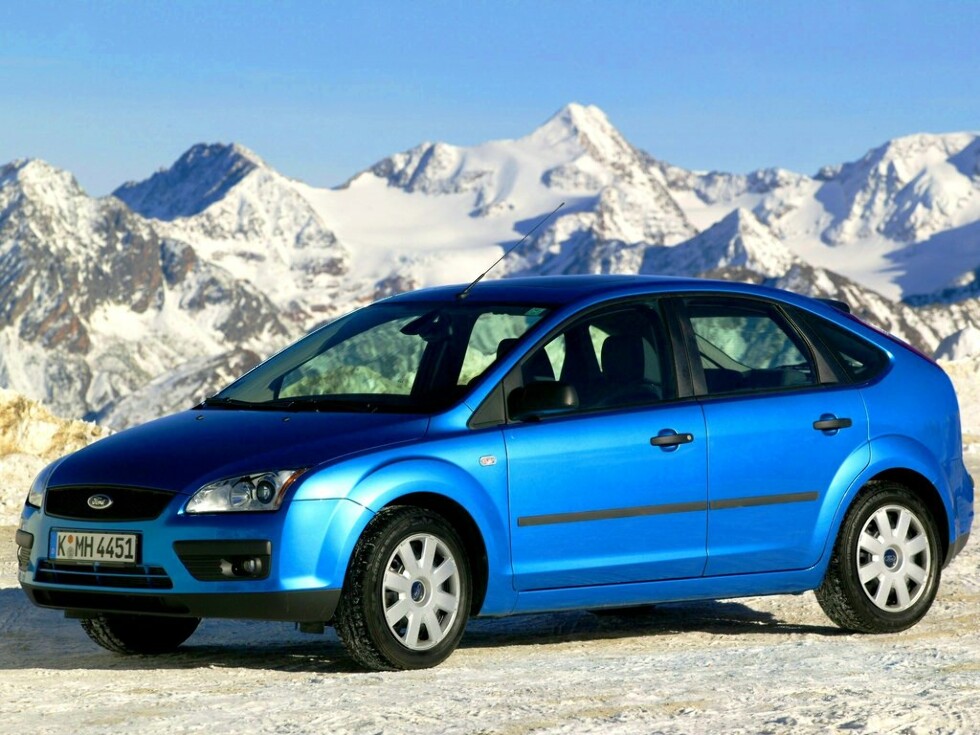 Коврики текстильные "Комфорт" для Ford Focus II (хэтчбек 5 дв / CB4) 2004 - 2011, черные, 5шт.